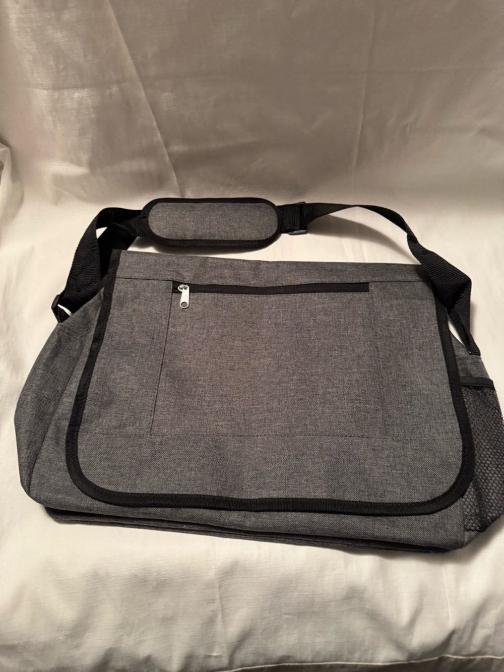 NWOT - Heather Grey Laptop Messenger Bag | Padded Crossbody Shoulder Briefcase